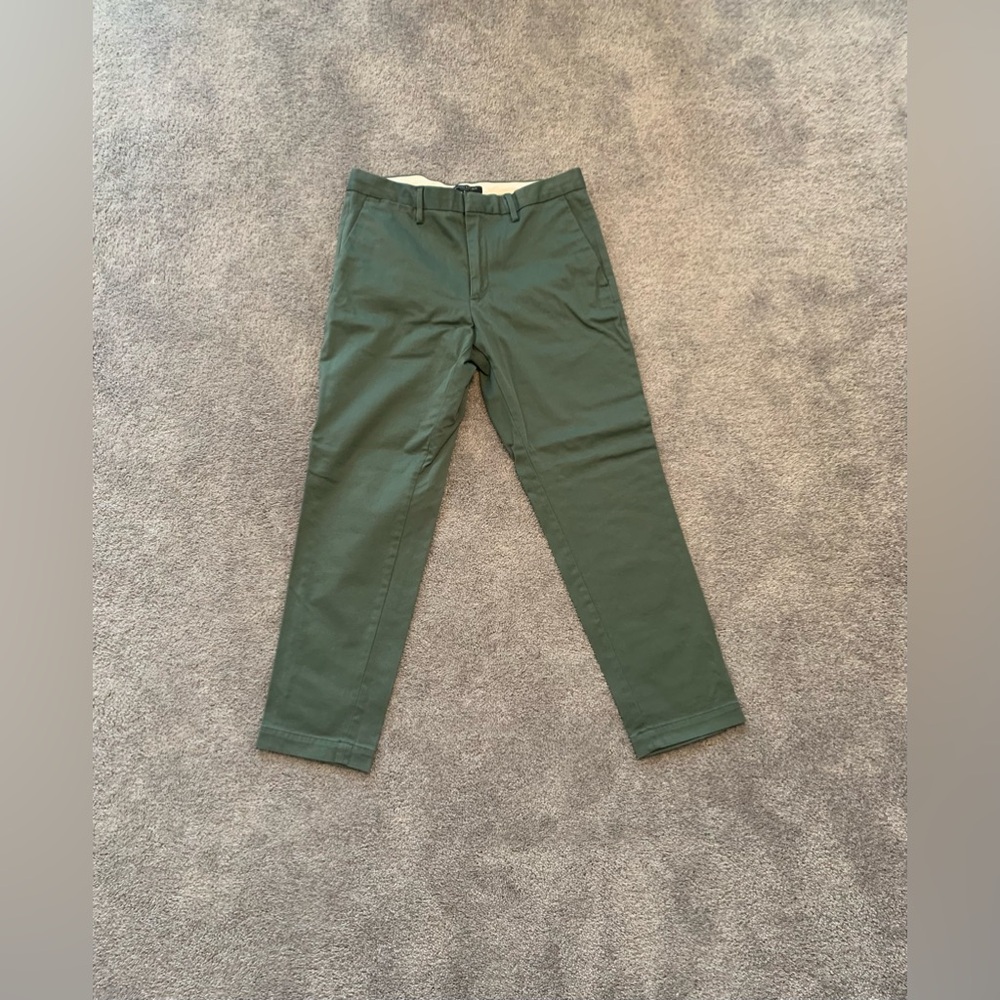 Banana Republic Chinos 32x30